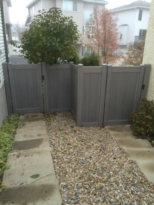 Decked Out Vinyl Fencing - Clôtures