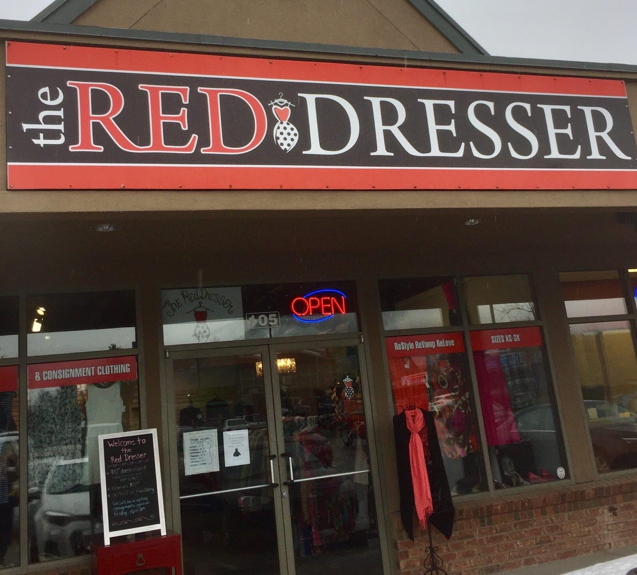 The Red Dresser - 105-1983 Columbia Ave, Castlegar, BC