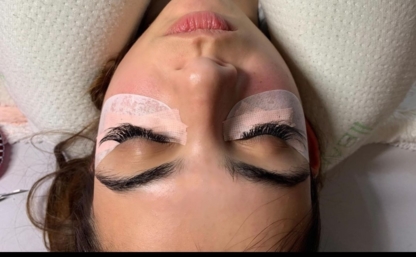 Lashes & Tattoo - Tatouage