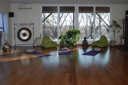 Centre de Yoga Zen Shiatsu - Yoga Courses & Schools