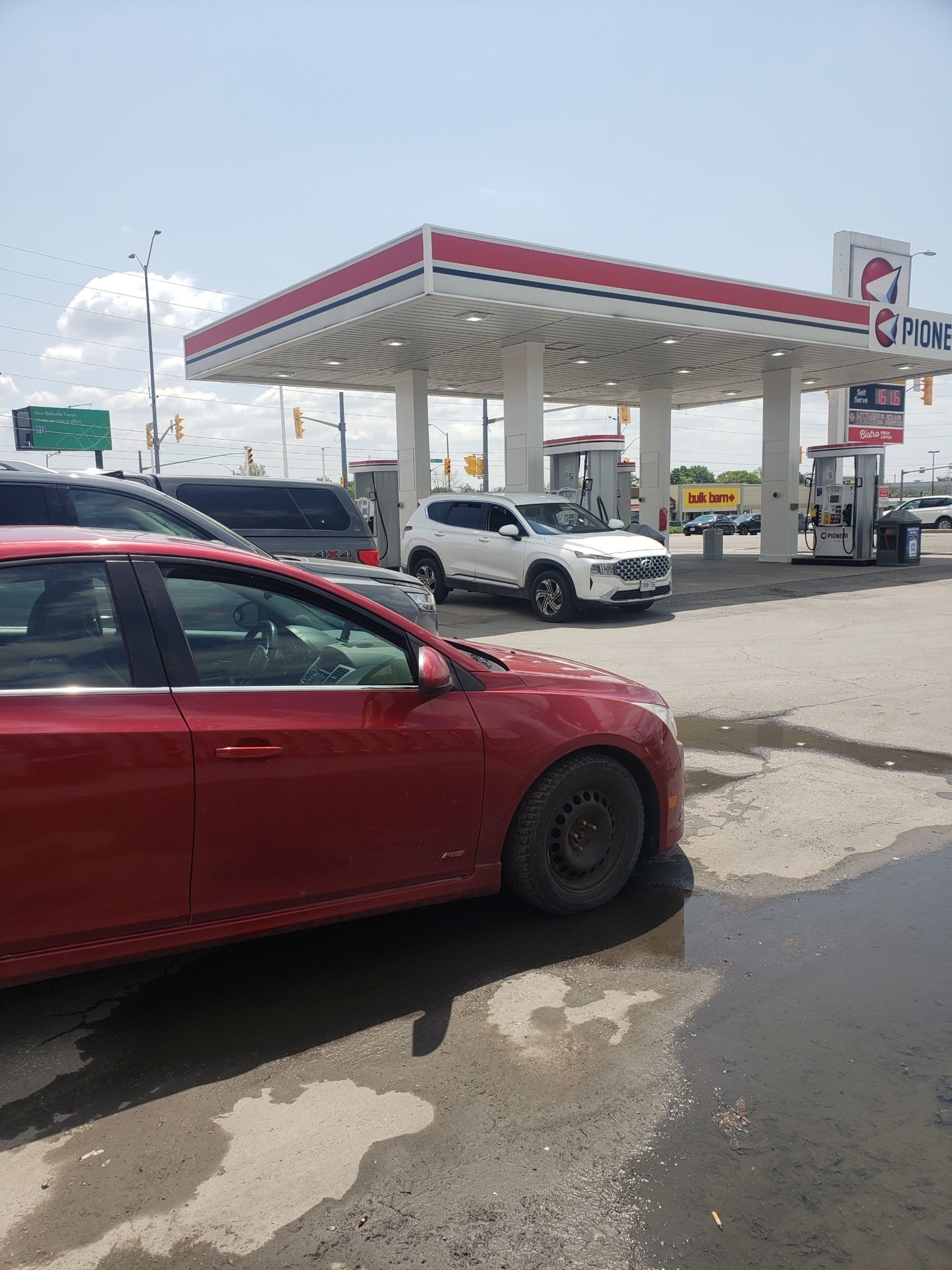pioneer - gas station - Gas Stations