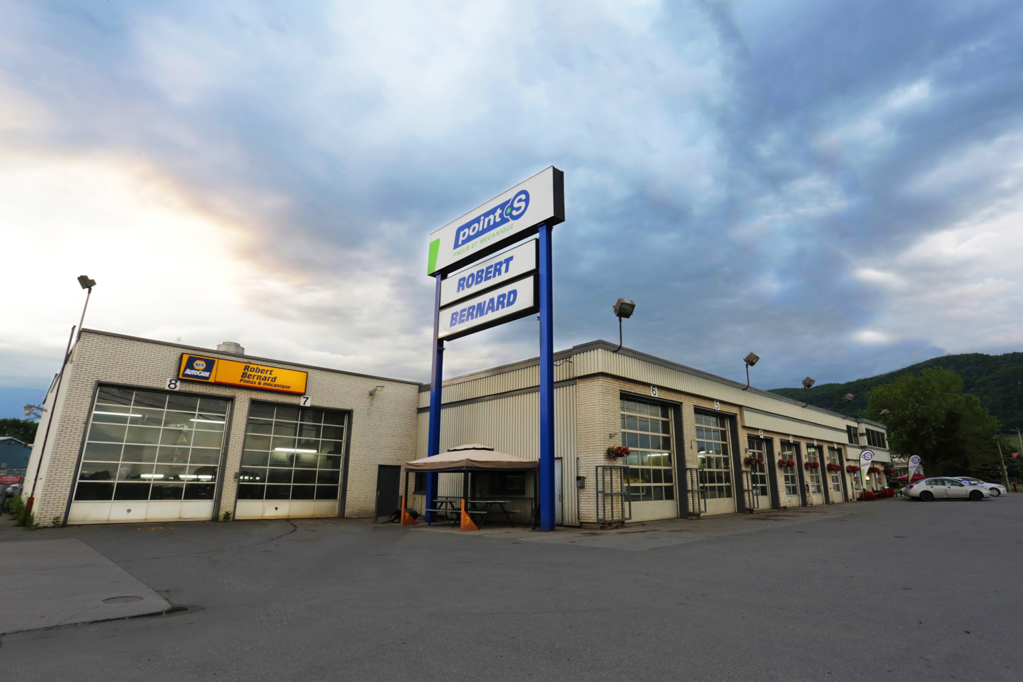 point s - robert bernard - Garages de réparation d'auto
