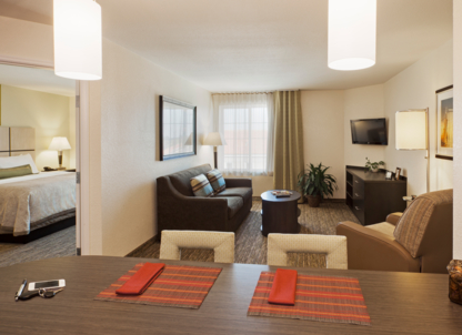 Candlewood Suites West Edmonton - Mall Area - Hotels