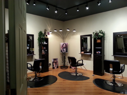 Studio On Main - Salons de coiffure