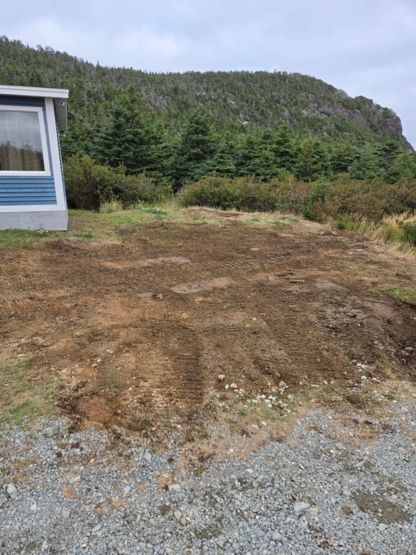 Wade's Excavating & Septic Services Ltd - Sod & Sodding Service