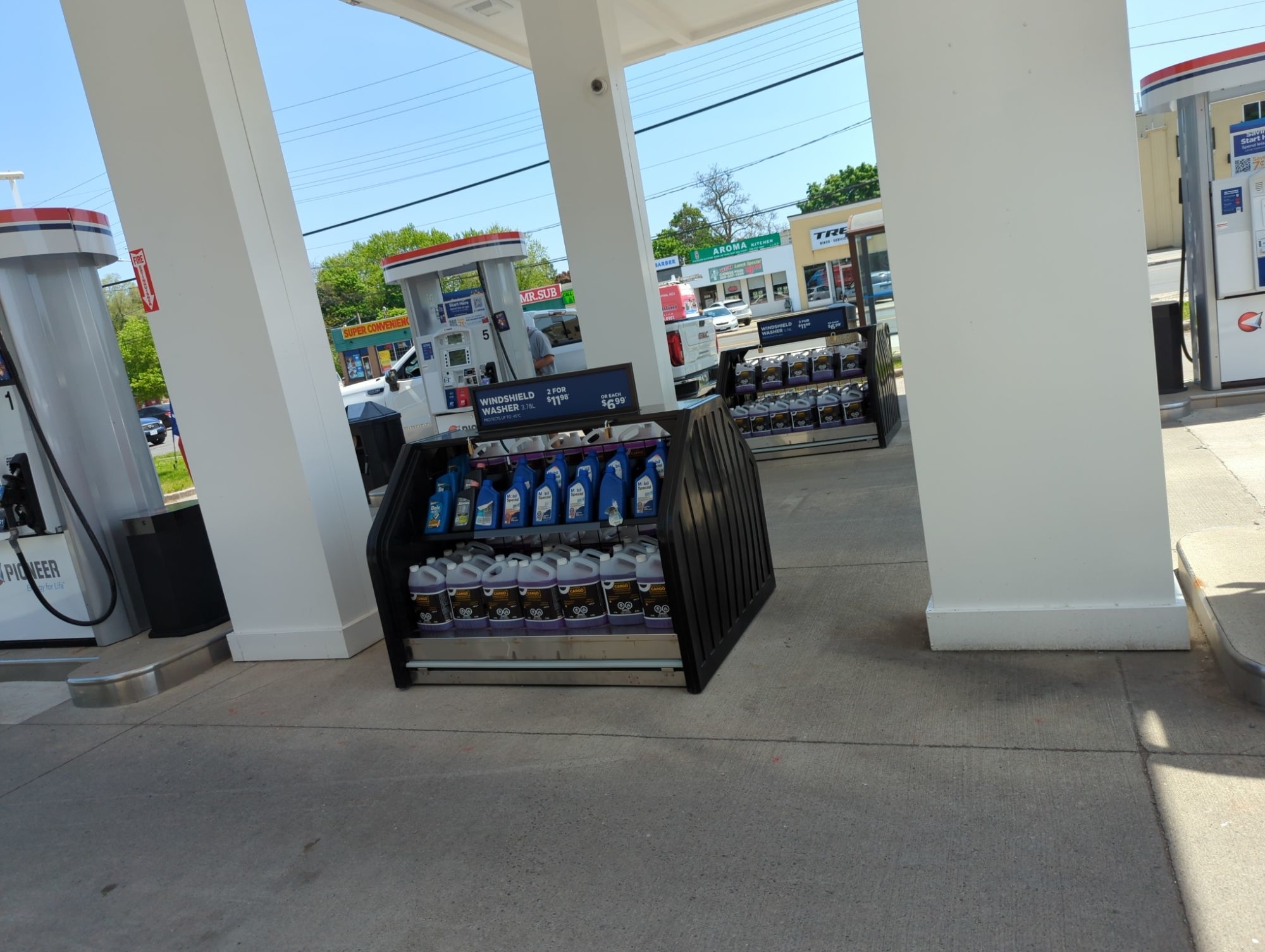 pioneer - gas station - Stations-services