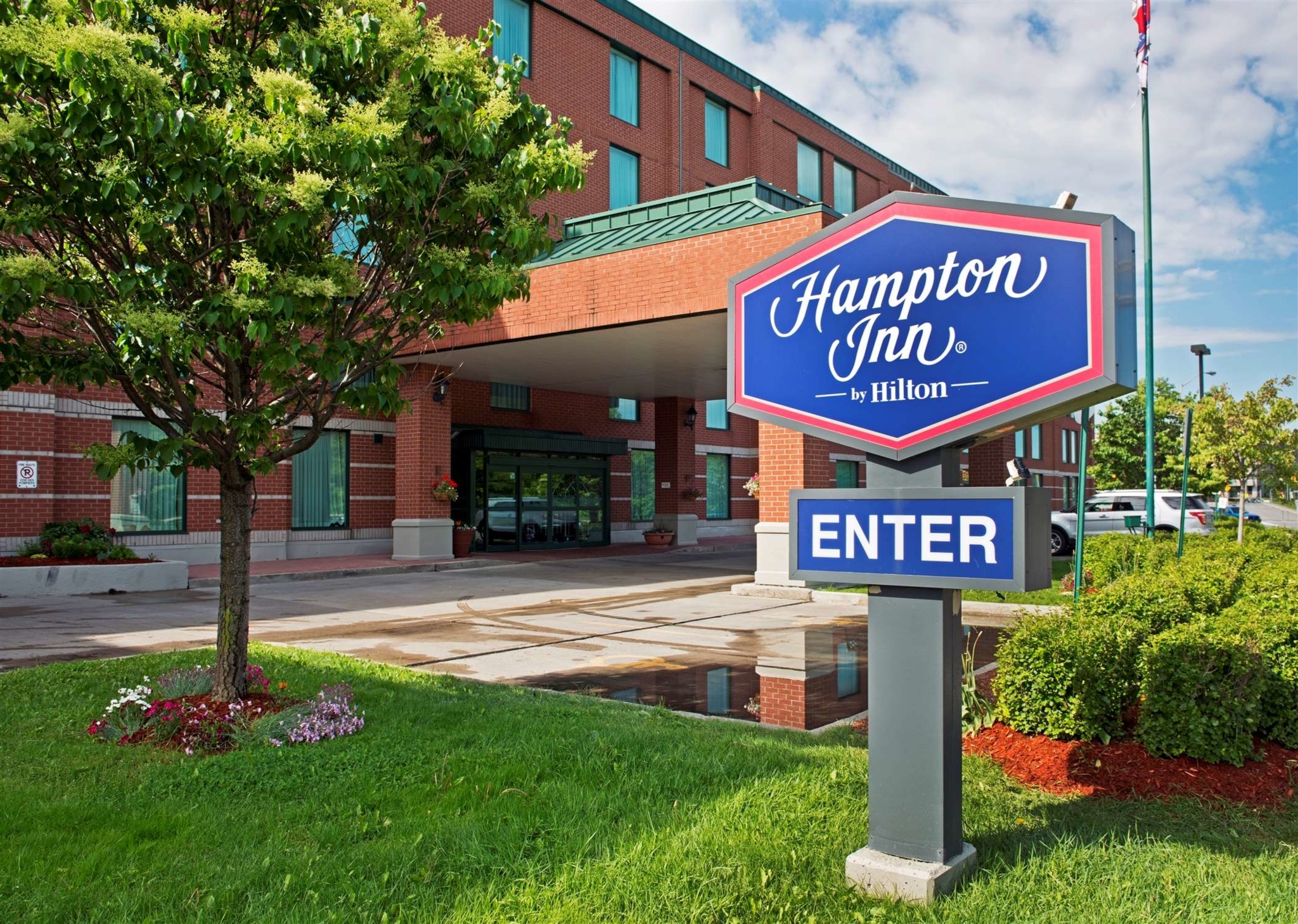 Hampton Inn by Hilton Ottawa - Hôtels