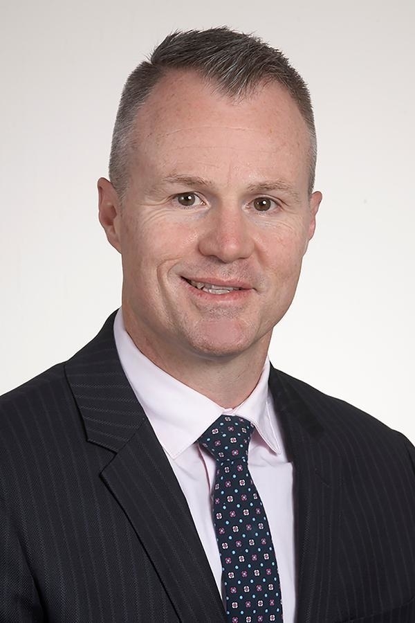Edward Jones - Financial Advisor: Joshua Z Bowden, DFSA™ - Conseillers en placements