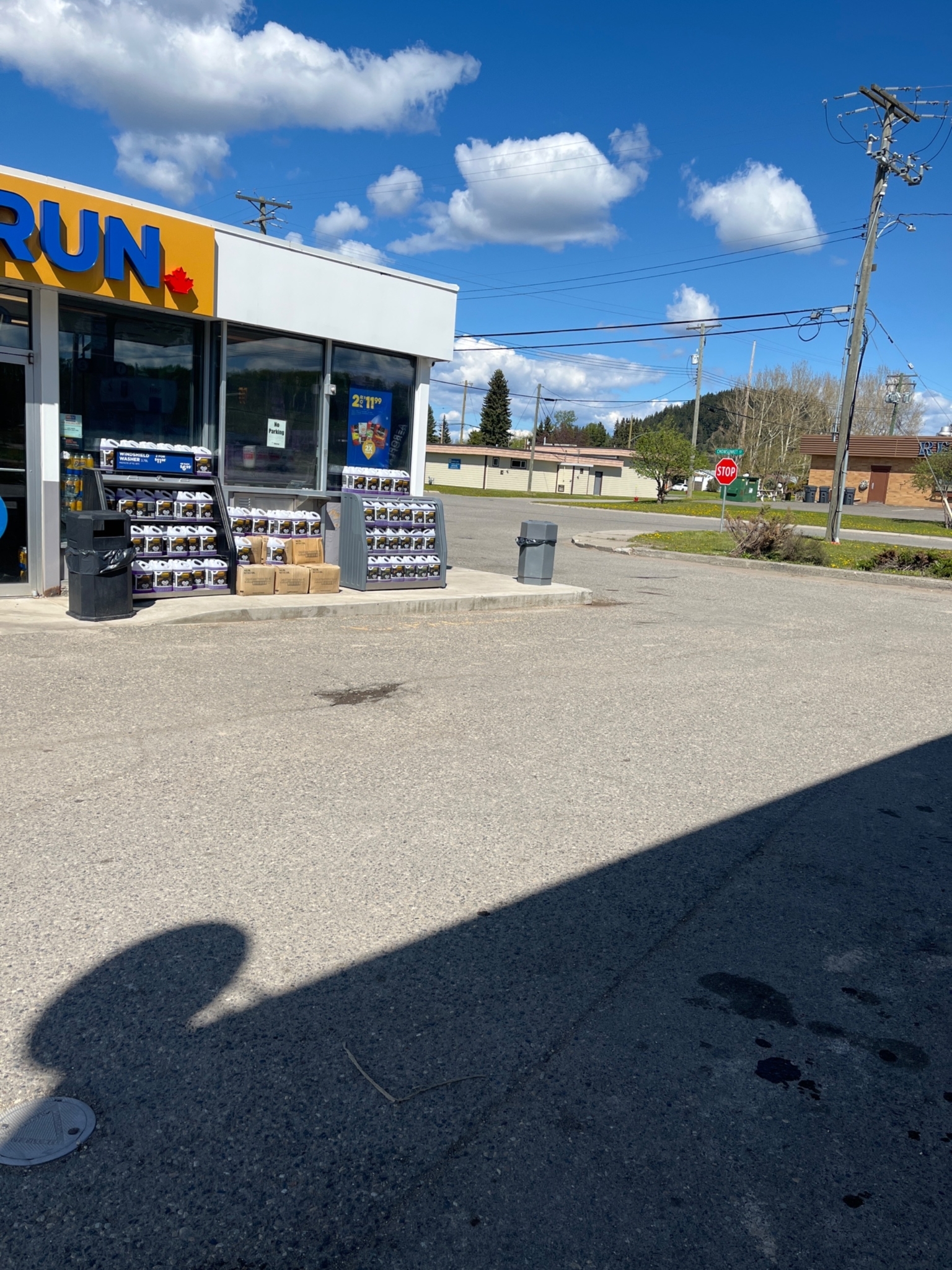on the run - convenience store - Dépanneurs