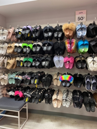 Ardene - Magasins de vêtements