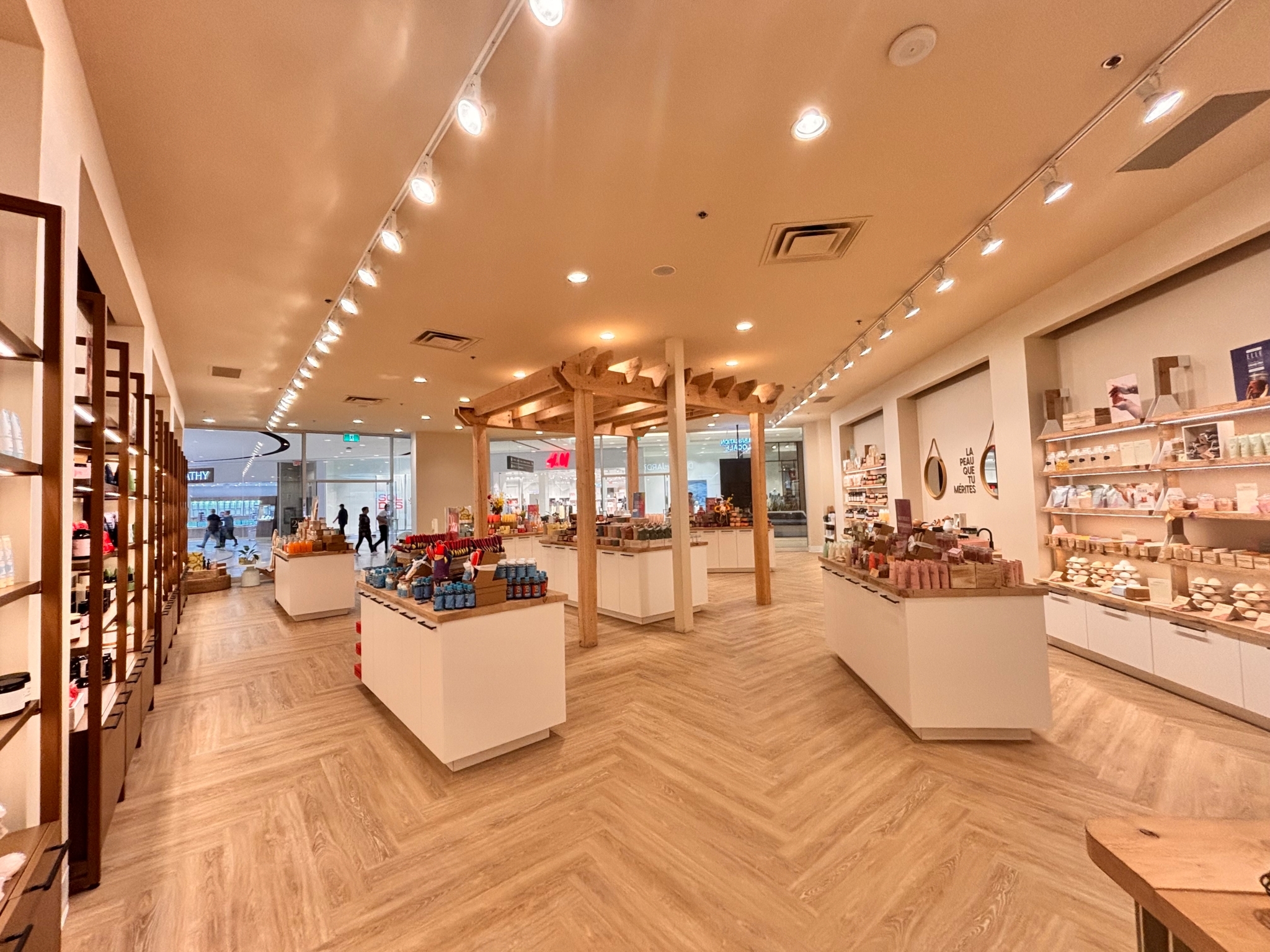 dans un jardin - Cosmetics & Perfumes Stores