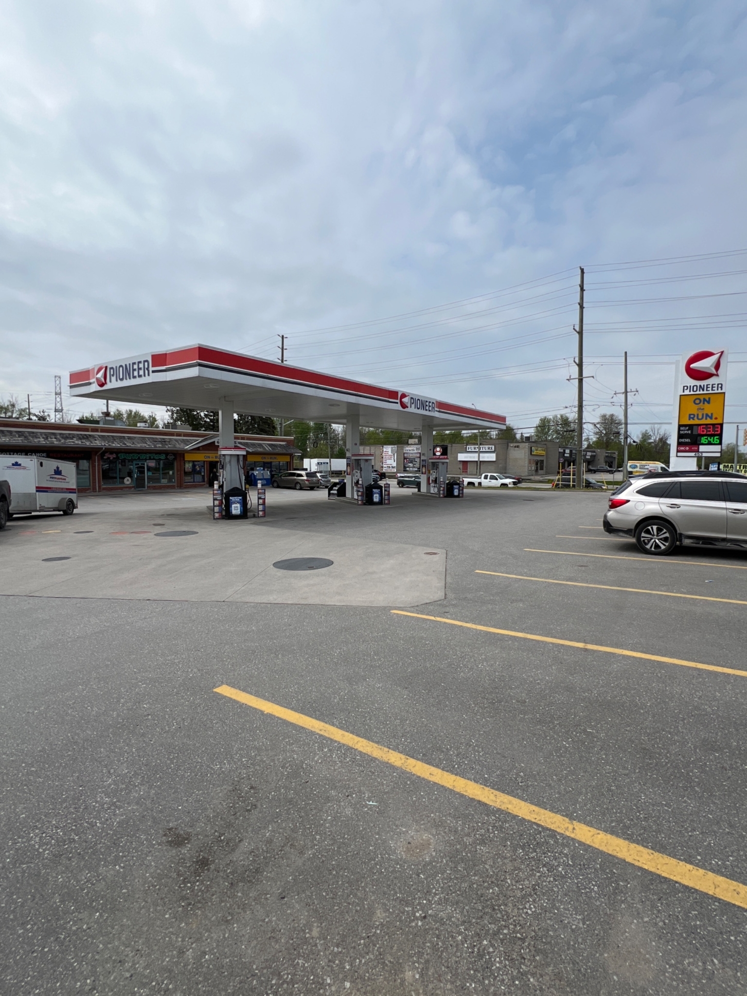 pioneer - gas station - Gas Stations