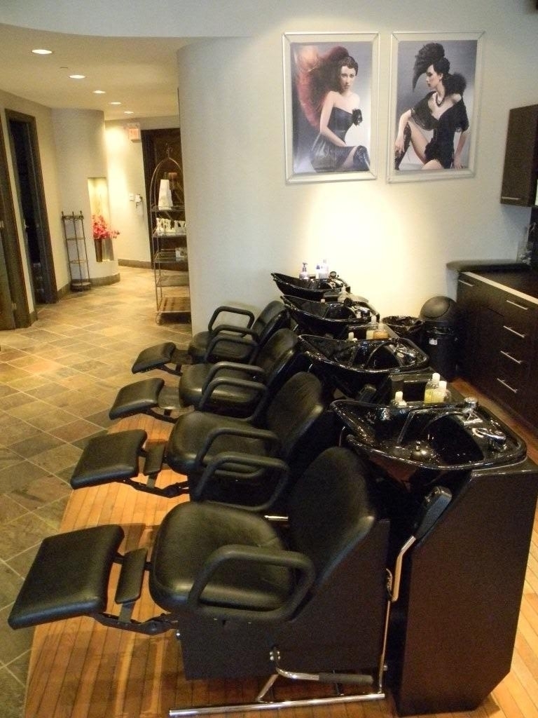 Salon Gaboa International Inc - Salons de coiffure et de beauté