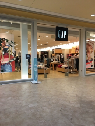 Banana Republic Outlet - Clothing Stores