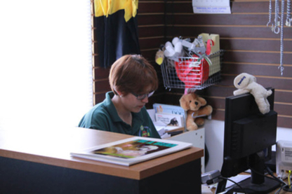 Pinetree Pet Resort - Chenils