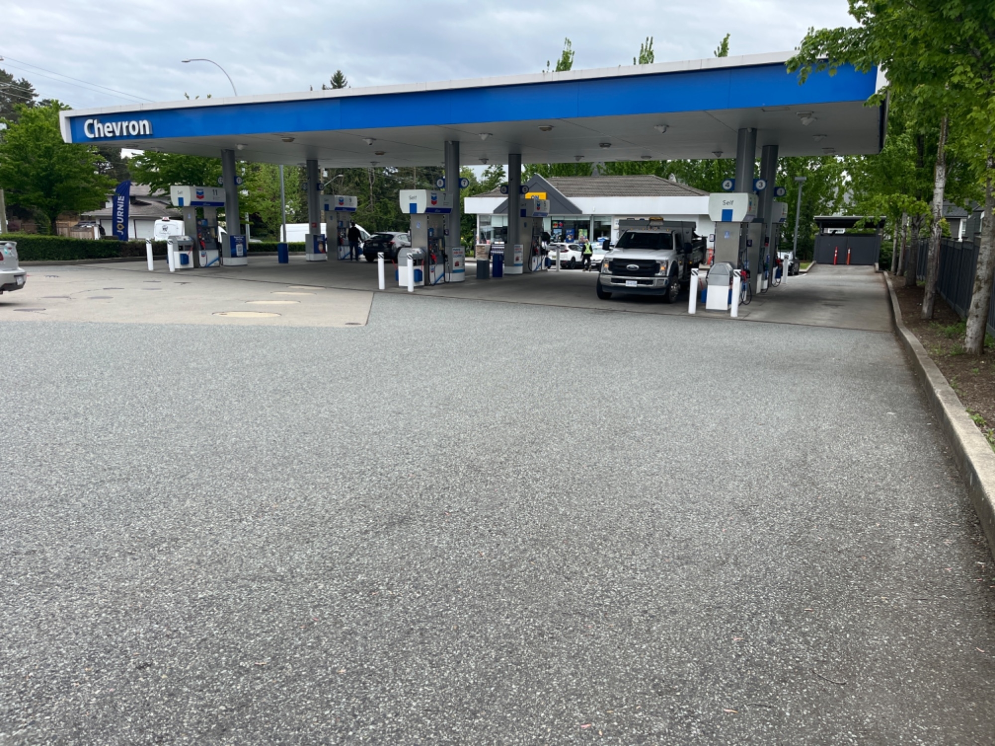 chevron - gas station - Stations-services