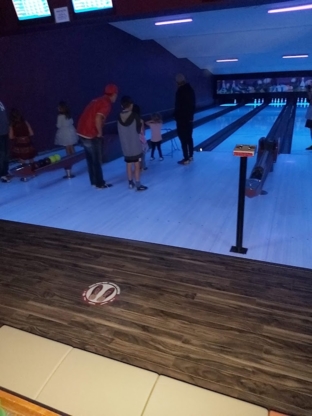 Innisfail Bowling Lanes - Bowling