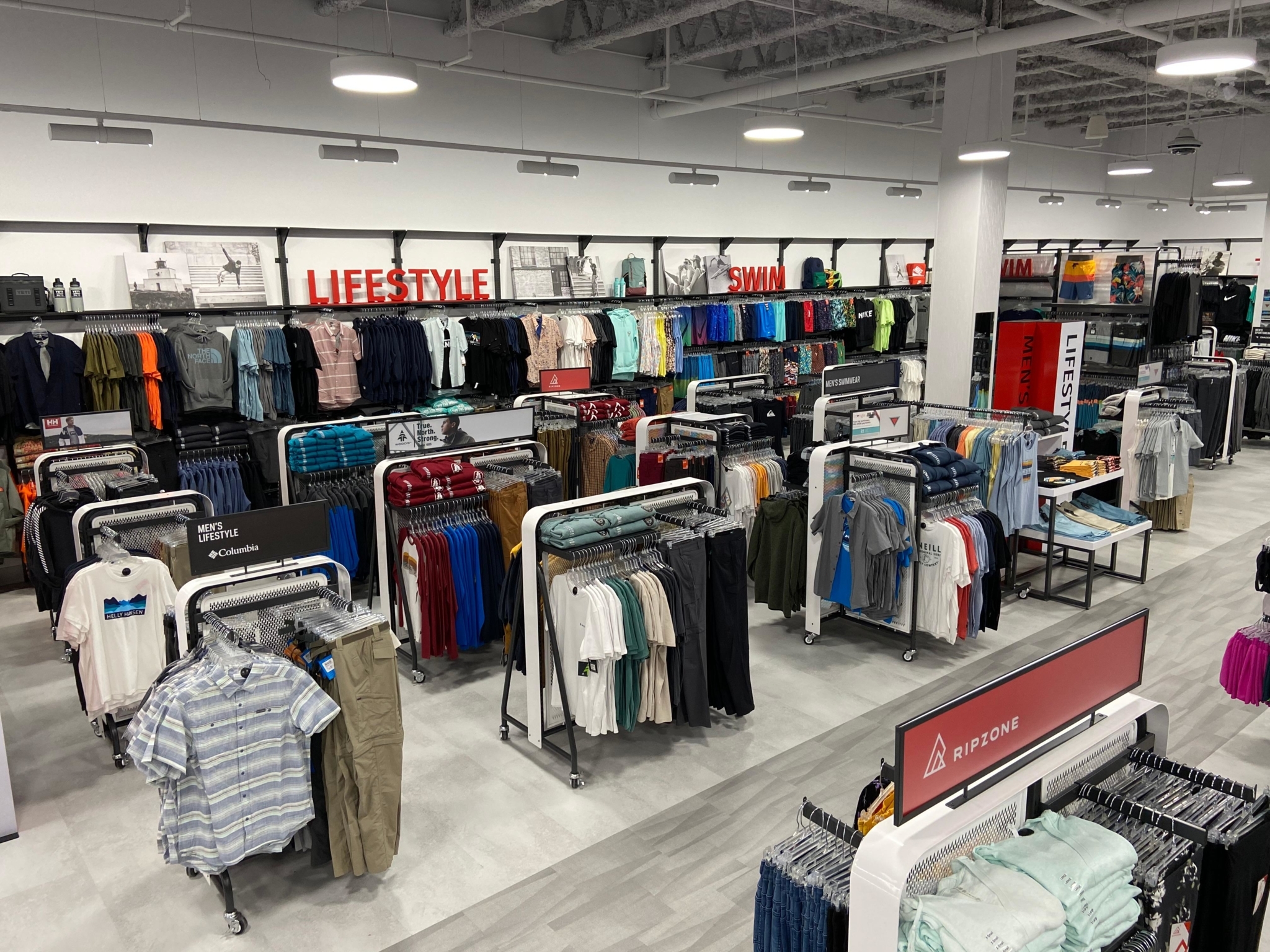 Sport Chek - Sporting Goods Stores