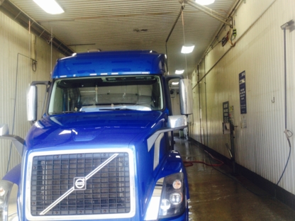 Sicamous Truck & Car Wash - Truck Washing & Cleaning