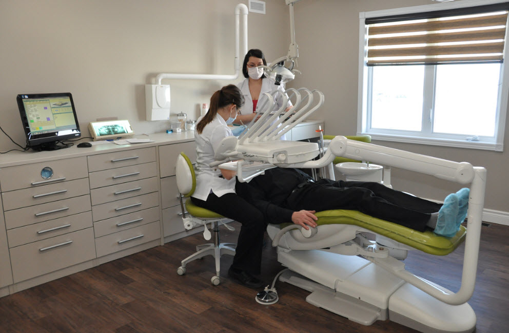Clinique Dentaire Belle-Riviere - Traitement de blanchiment des dents
