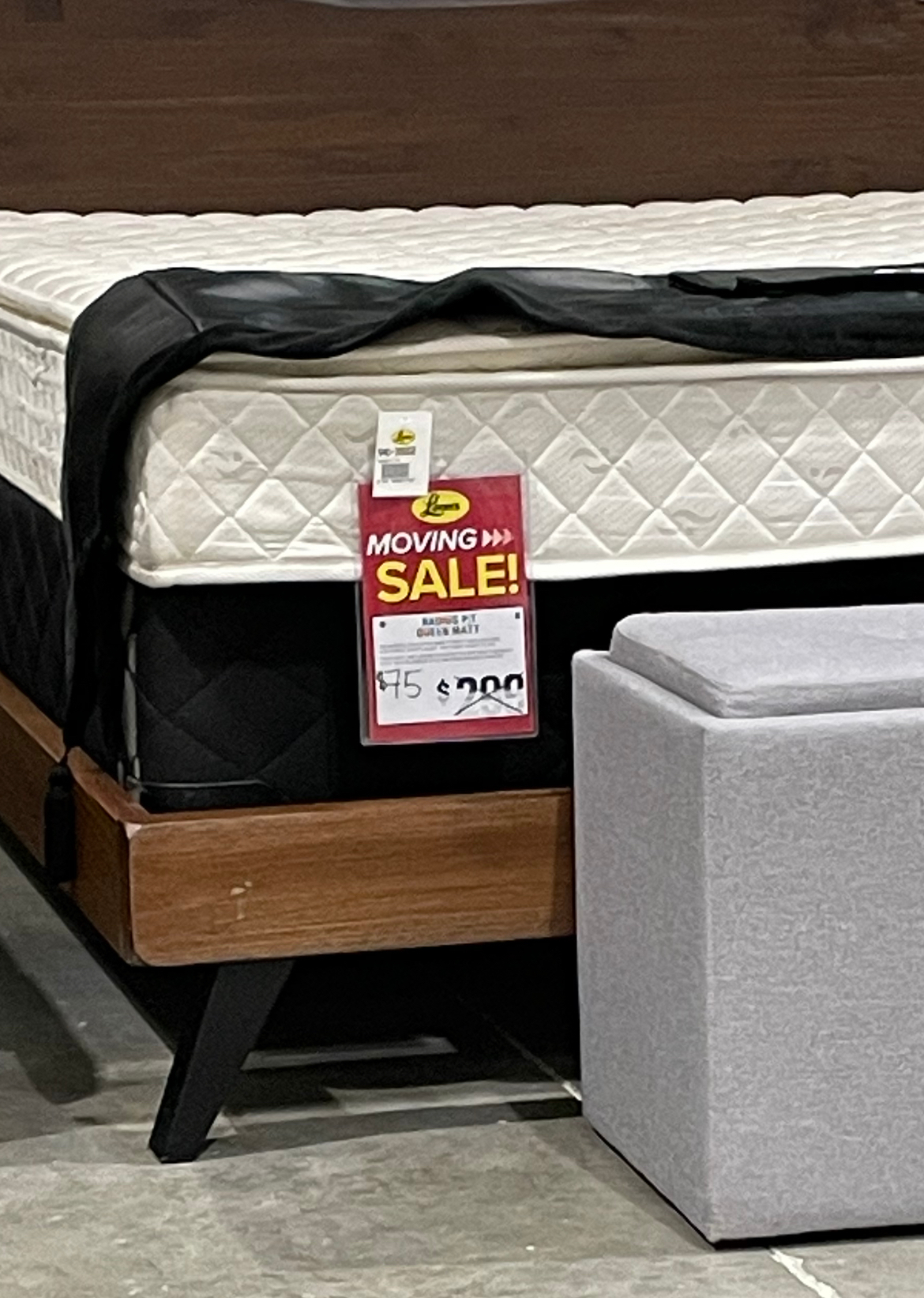 Leon's Furniture 1001425 Sumas Way, Abbotsford, BC