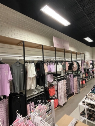 Ardene - Clothing Stores