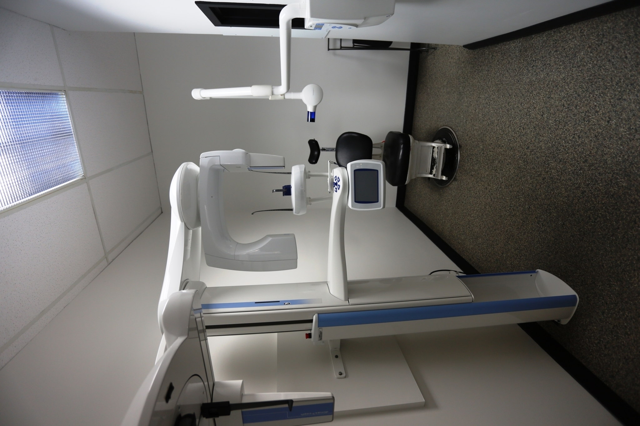 Centre Dentaire du 48°Nord - Teeth Whitening Services