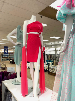 Fabricville - Magasin De Tissus - Fabric Stores