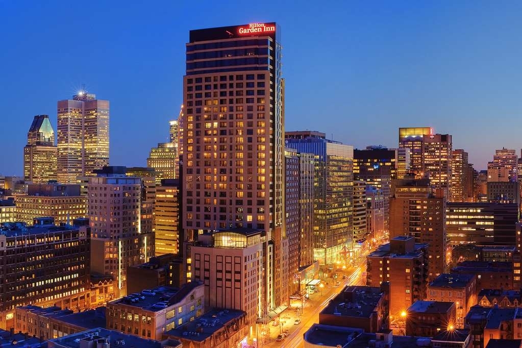 Hilton Garden Inn Montreal Centre-Ville - Hotels