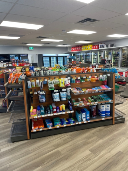 HUSKY/ESSO - Stations-services