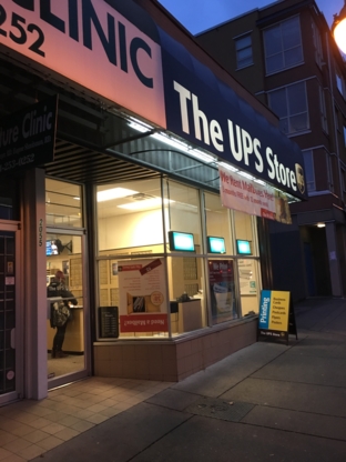 The Ups Store 477 - Service de livraison
