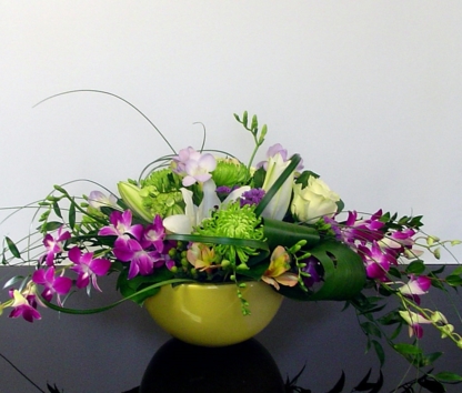 View Flowers Forever’s Petrolia profile