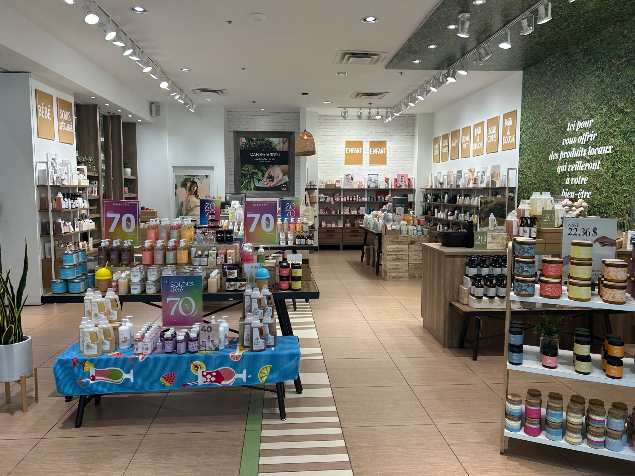 Dans Un Jardin - Cosmetics & Perfumes Stores