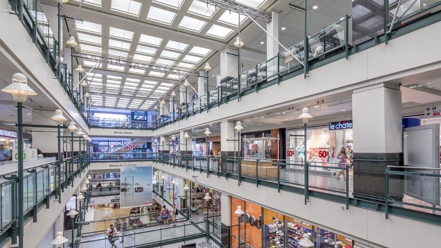 Centre Eaton de Montréal - Shopping Mall Management & Leasing