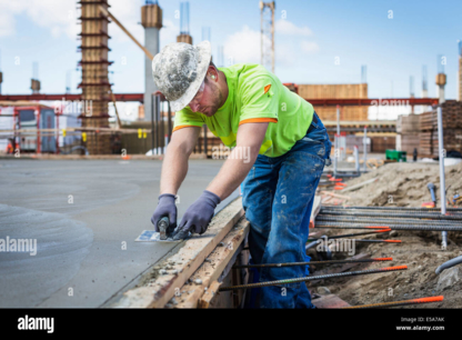 EM Concrete & General Contractor - Entrepreneurs en béton