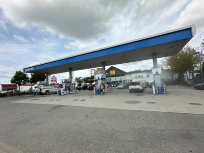 Bridgeport Chevron & Triple O's - Stations-services