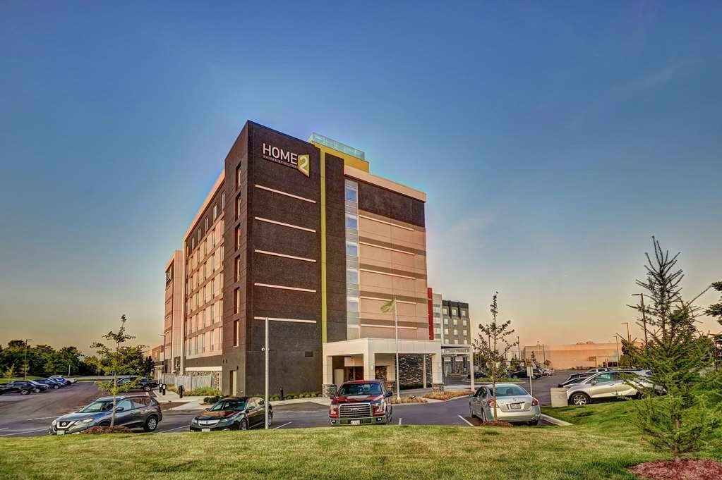 Home2 Suites by Hilton Toronto Brampton - Hotels