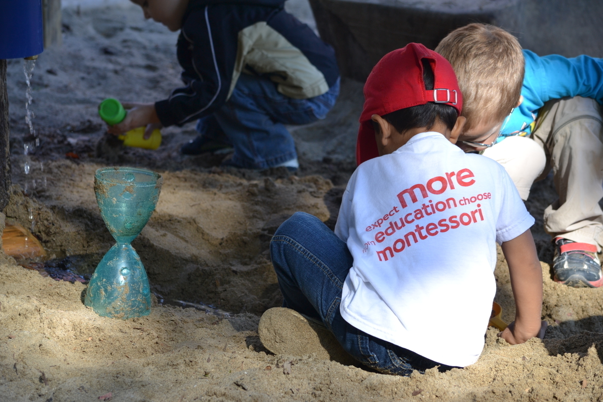 Montessori Academy Of London - Kindergartens & Pre-school Nurseries