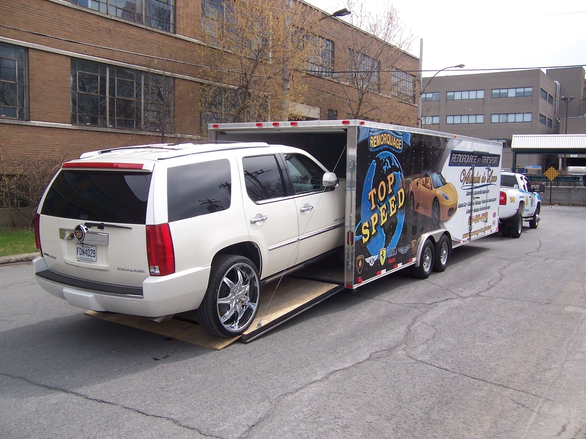Remorquage Top Speed 24h Laval Towing - Vehicle Towing
