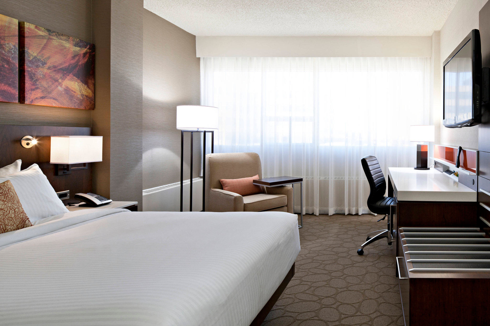 Delta Hotels by Marriott Edmonton South Conference Centre - Hotels