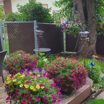 Kustom Contracting Ltd - Fences