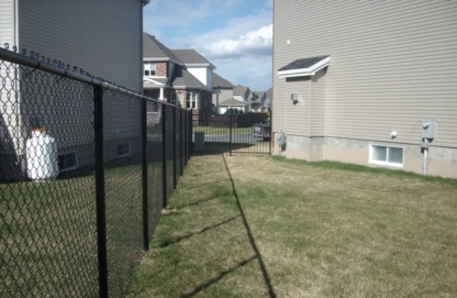 Clôtures et Patios de l'Estrie Inc - Fences