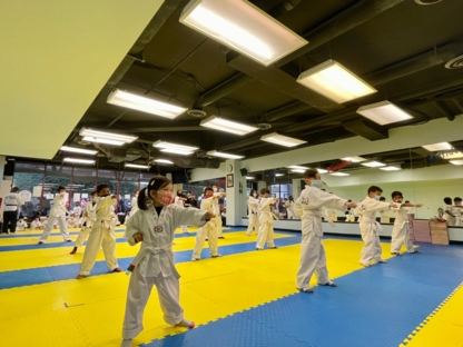 SC Kim's Taekwondo - Écoles et cours d'arts martiaux et d'autodéfense