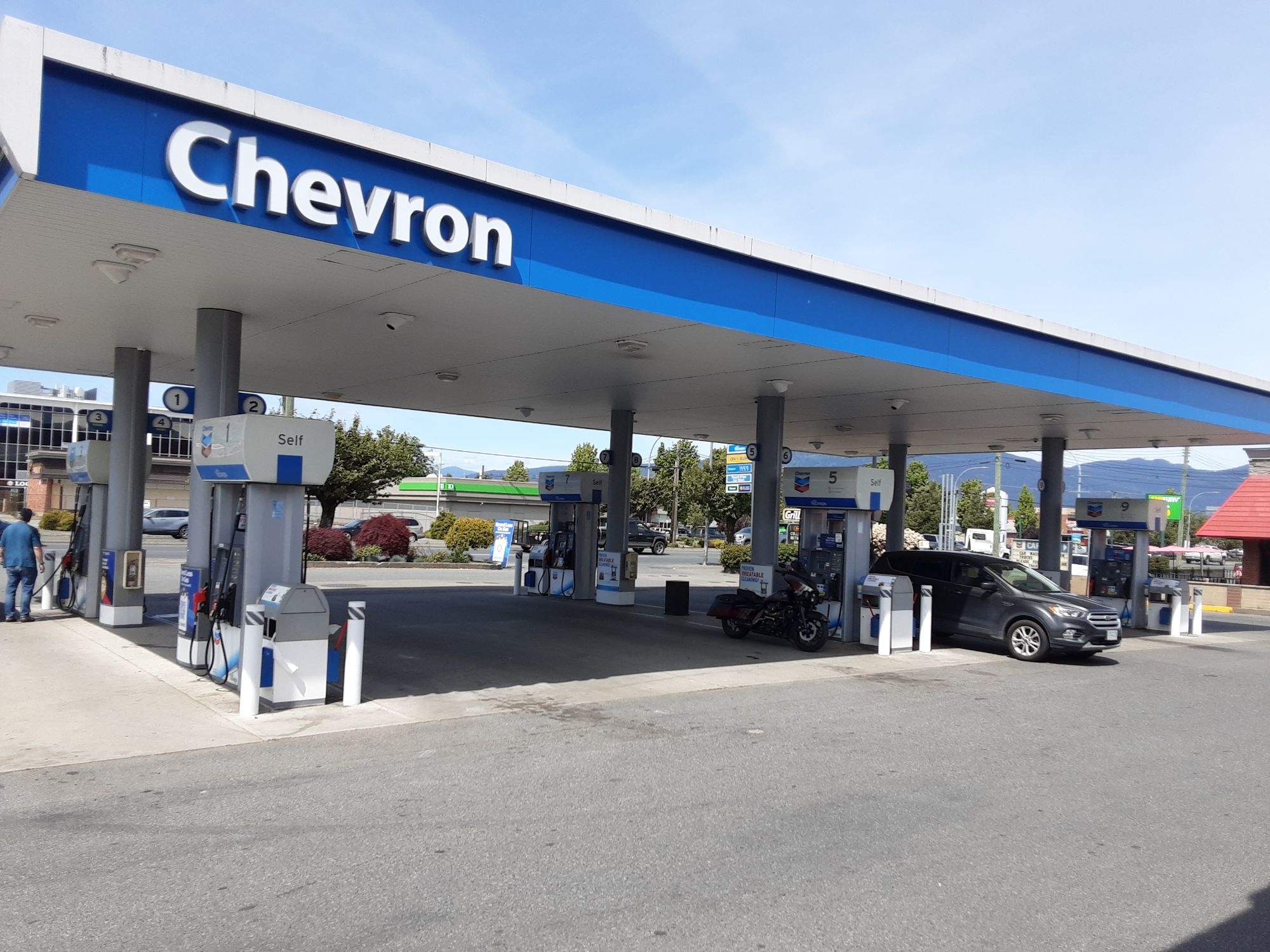 chevron - gas station - Stations-services