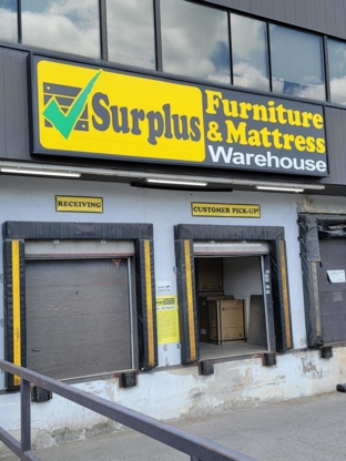 Surplus Furniture and Mattress Warehouse - Magasins de meubles