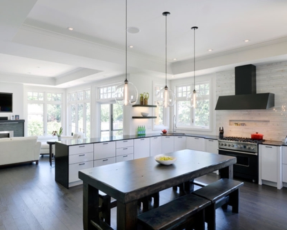 Deslaurier Custom Cabinets - Menuiserie préfabriquée