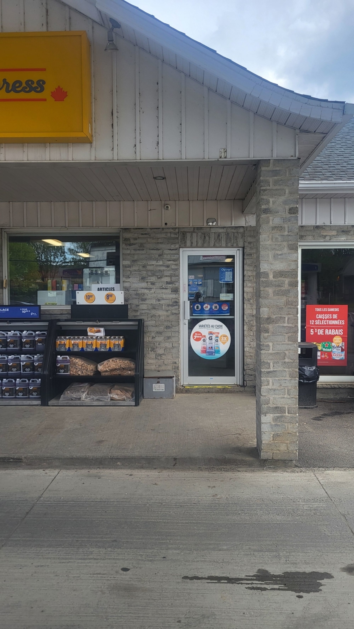 marché express - dépanneur - Convenience Stores