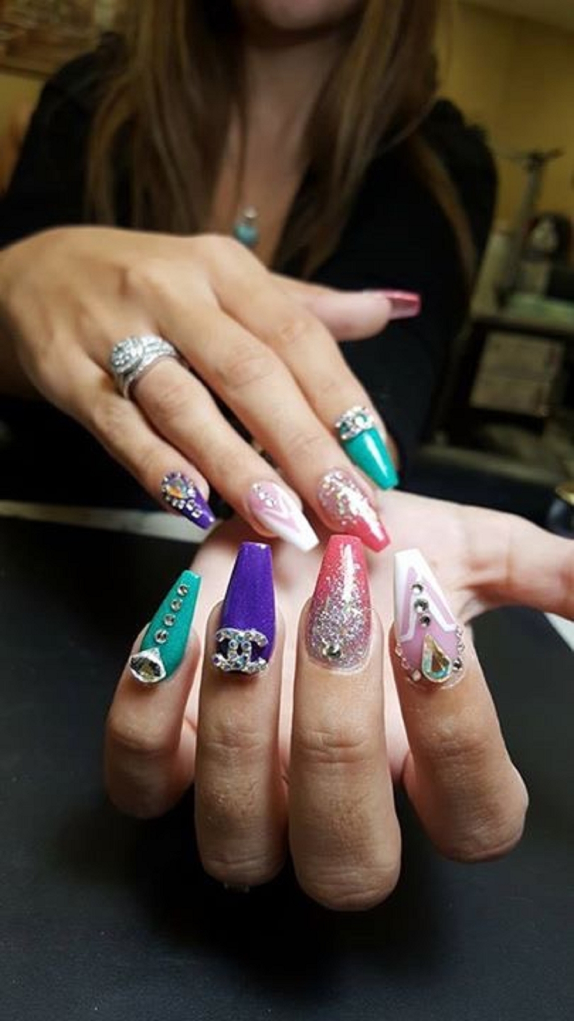 t-v-nails-spa-huntsville-horaire-d-ouverture-5-66-king-william-st