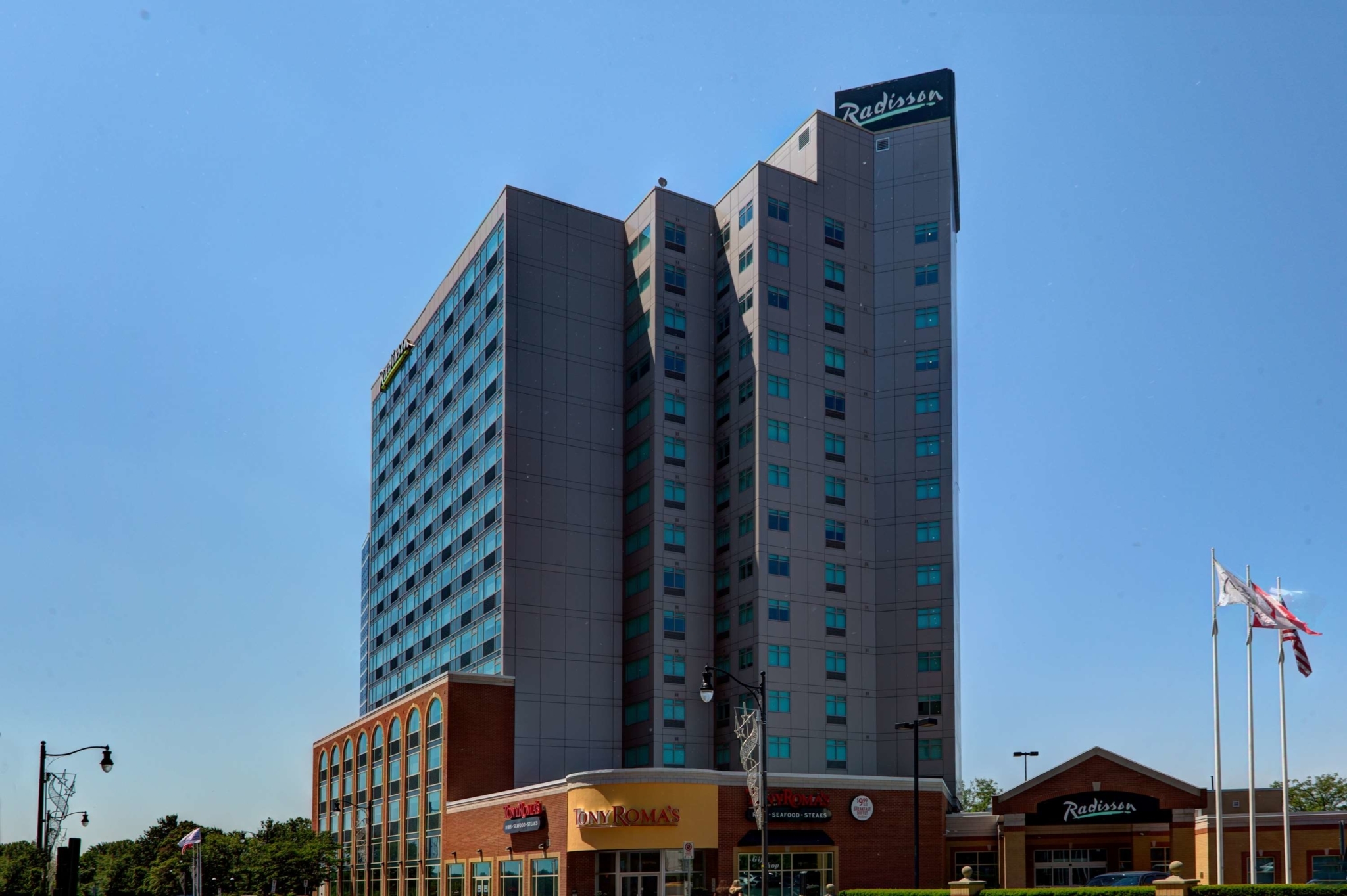 Radisson Hotel & Suites Fallsview, ON - Hôtels