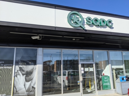 SQDC - Montréal - Notre-Dame - Marijuana Retail